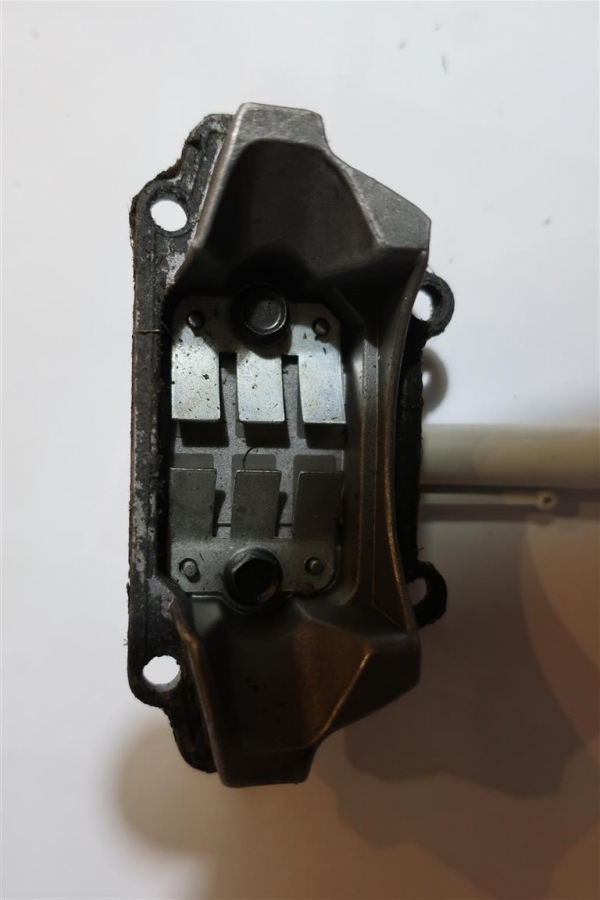 What is the correct method of installing reed valves? | The Old ...