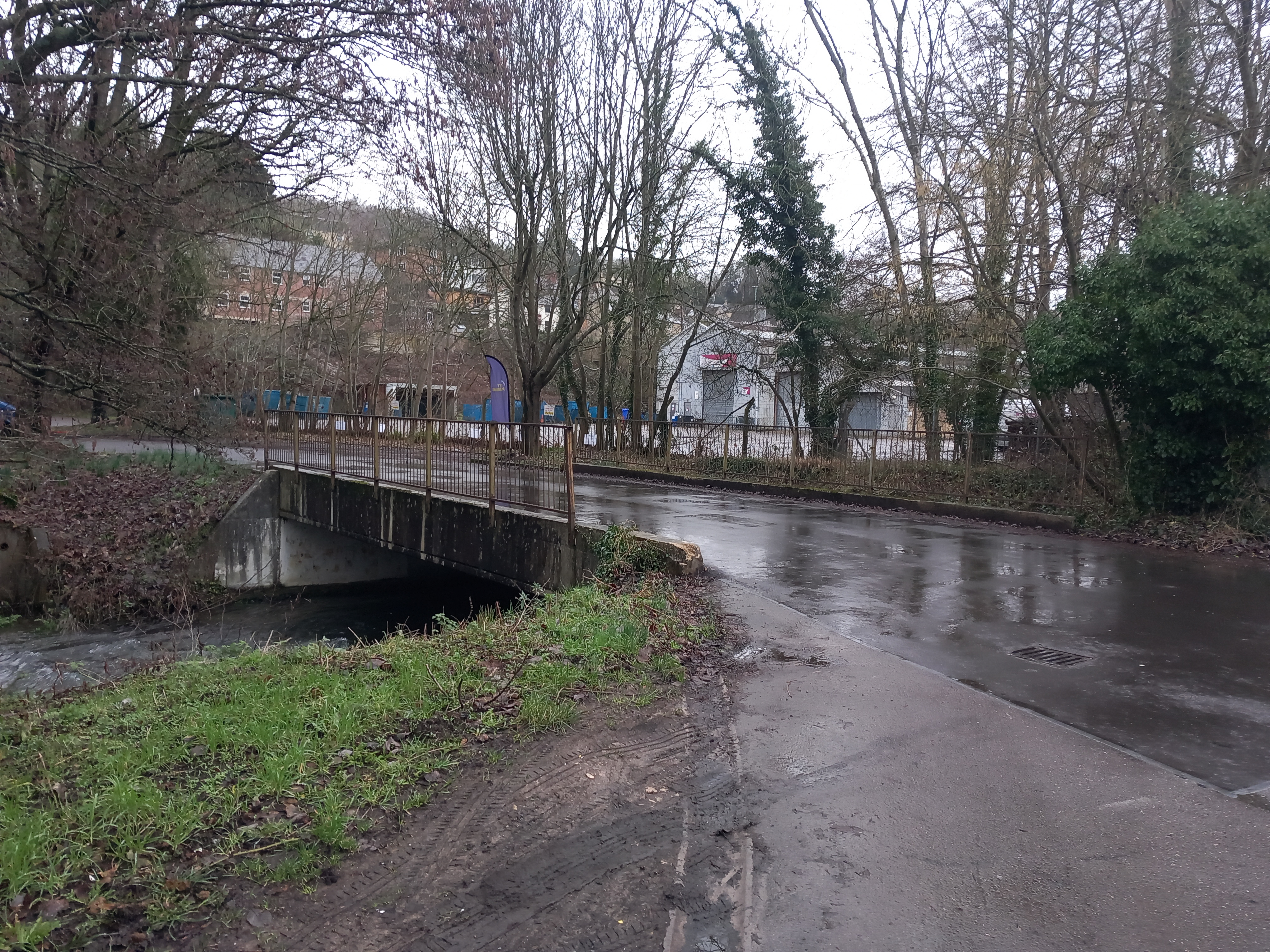 Site of Lower Thrupp Mill and Phoenix Ironworks