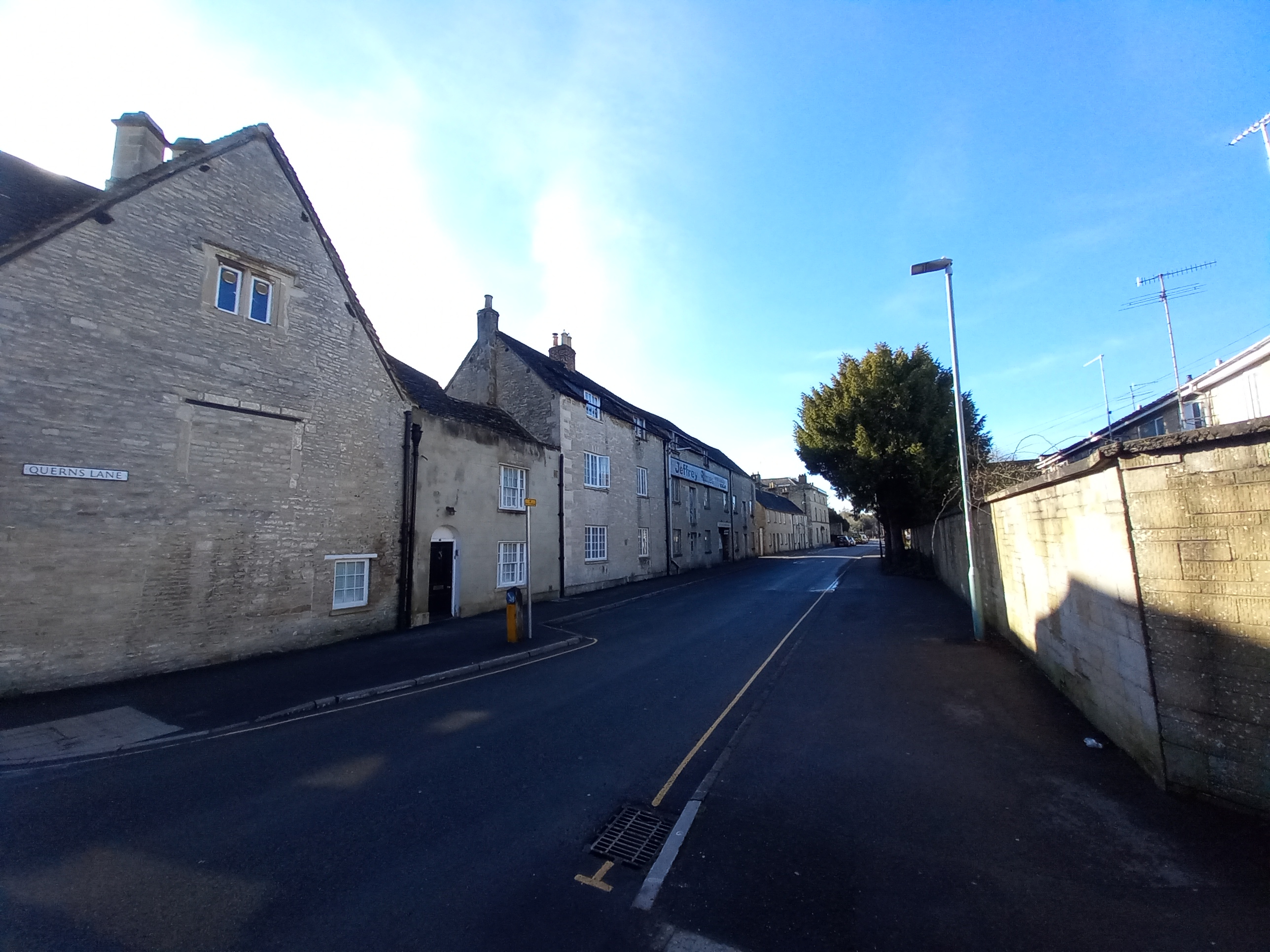 Top End of Querns Lane