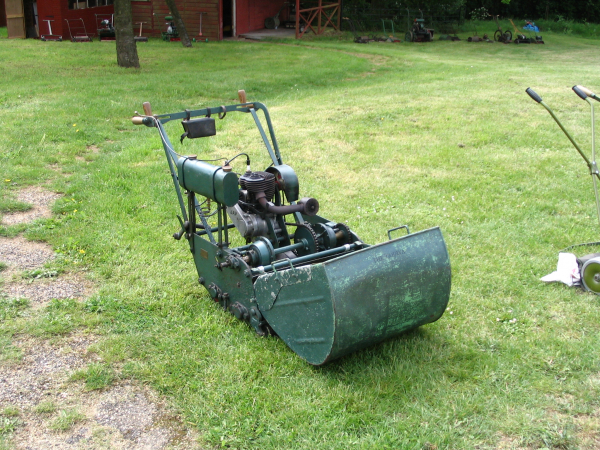 Godiva Motor Mower