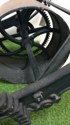 Budding's Patent No. 1623 - Showing rear roller spokes and rear roller bearings - Ipswich Transport Museum - 1st September 2024